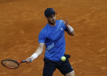 Murray gana a Wawrinka el duelo de la nostalgia