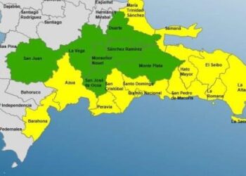 COE emite alerta para 19 provincias ante el paso de la tormenta Fiona