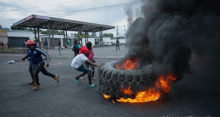 Nueva jornada de manifestaciones y más violencia en Haití