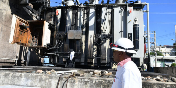 Edeeste restablece más del 80 % de los circuitos afectados por incendio en Subestación Gascue