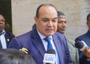 CARD califica como inconstitucional resolución que limita horarios de expendio de bebidas alcohólicas