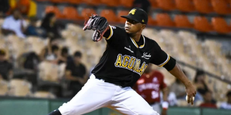 Las Águilas reaccionan a tiempo con un rally para vencer a los Gigantes