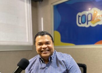 Tobías Crespo acusa al Gobierno de usar recursos públicos para atacar a la oposición