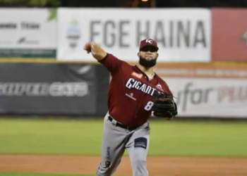 Gigantes frenan racha negativa y derrotan a los Toros