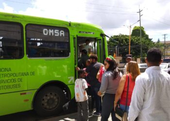 OMSA anuncia transporte gratis durante feriado del primero de enero