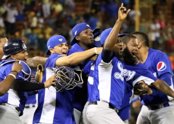 Licey venció 1-0 a los Toros, que caen por cuarta  ocasión corrida