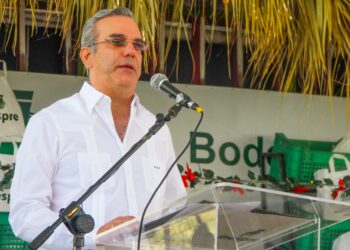 Presidente Luis Abinader encabeza inicio de las Grandes Ferias “Navidad del Cambio con el Inespre”