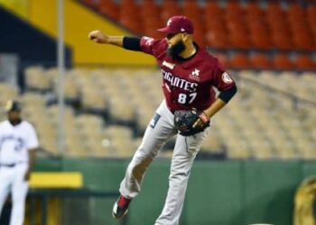 Con gran pitcheo de Richelson Peña Gigantes vencen a Leones