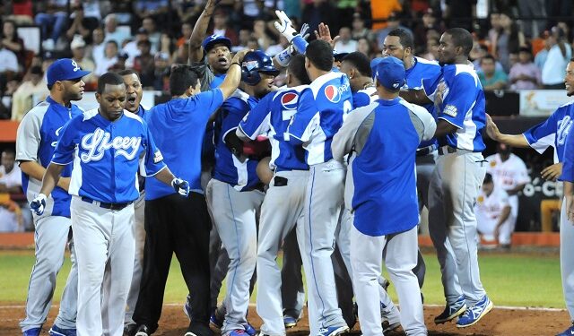 Tigres del Licey derrotan 3-0 a los Toros del Este