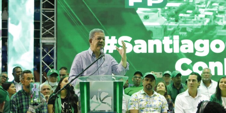 Fuerza del Pueblo da respuesta contundente a quienes han querido disminuir su presencia en el escenario político, afirma LF