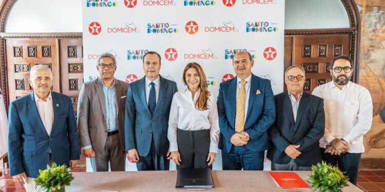 ADN, Texaco y Domicem remozarán Parque Dominicanos Ausentes