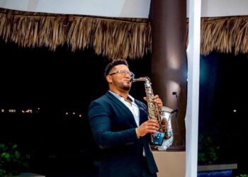 Darling Sax se destaca como solista del saxofón