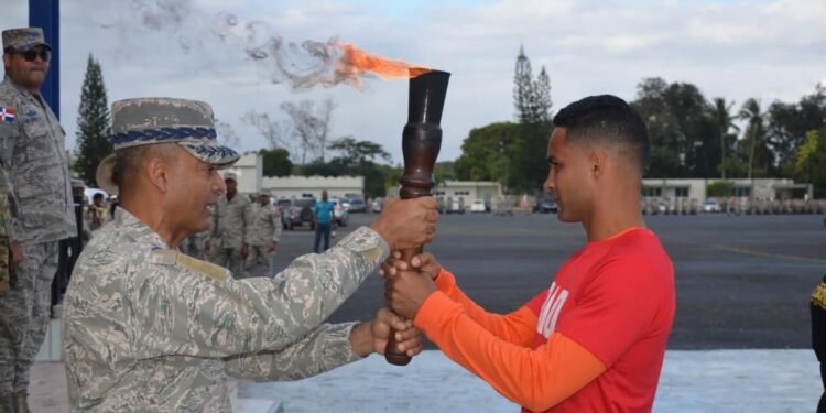 FARD recibe la Antorcha de los Juegos Militares