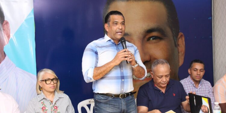 Luis Alberto: “Desde que en SDE cae una gota de agua, nuestras calles se vuelven una Venecia”
