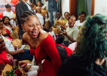 Tokischa celebra San Valentín con trabajadoras sexuales del país