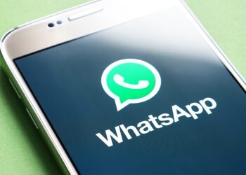WhatsApp ya permite silenciar las llamadas de desconocidos y realizar una comprobación rápida de privacidad