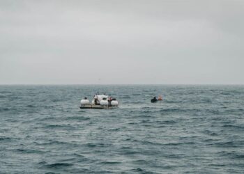 La empresa dueña del sumergible Titán dice que no hay supervivientes