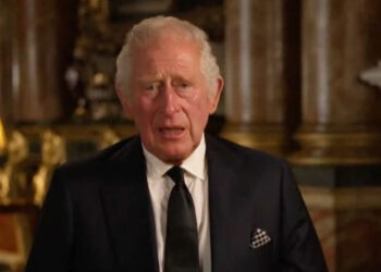 El rey Carlos III expresa conmoción y tristeza por accidente de tren en la India