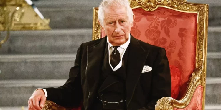 Carlos III preside su primer cumpleaños oficial como rey