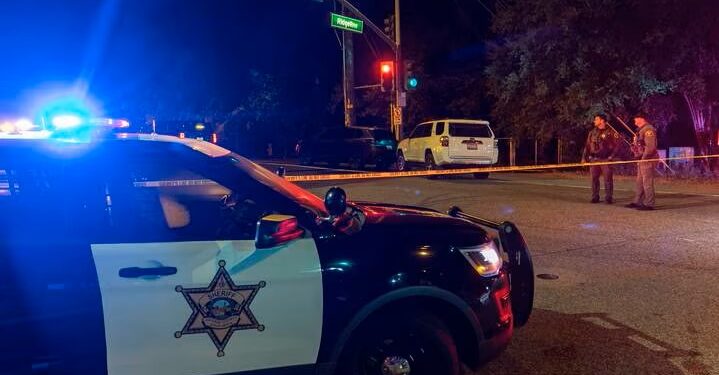 Cuatro muertos y seis heridos en tiroteo en un bar de moteros de California