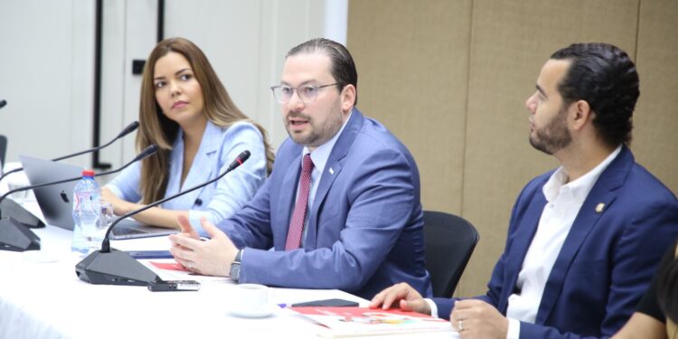 Diputados se reúnen con ANJE para abordar las necesidades del votante joven