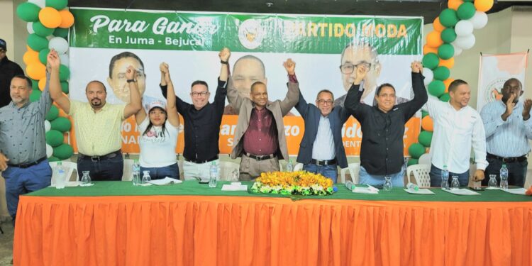 El Partido MODA  proclama candidato a senador en Monseñor Nouel y director distrital