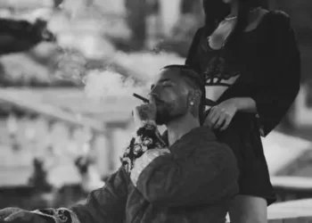 Maluma se inspira en Batman, Hefner y Bond para dar vida a su versión de “Don Juan”