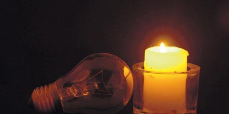 Apagones castigan sectores del Gran SD