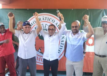 MODA  proclama a Bernardo Alemán como candidato a senador por Montecristi