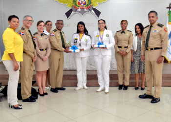 Hospital Central de las FFAA gana 2do lugar en Primer Debate Nacional de Pediatría