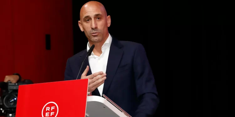 Rubiales niega haber coaccionado a Jenni Hermoso