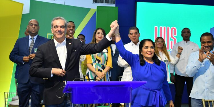 Partido de Acción Liberal proclama a Abinader como su candidato presidencial