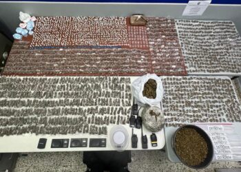 Arrestan tres personas y ocupan más de 10 mil gramos de drogas