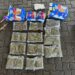Ocupan 12 paquetes de marihuana en cajas de galletas