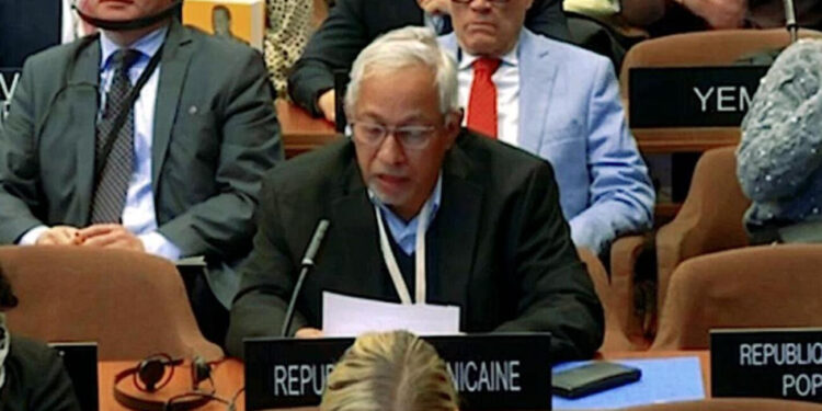 “Ministro de Educación Prioriza la Formación para la Paz en la Reforma Curricular Dominicana”