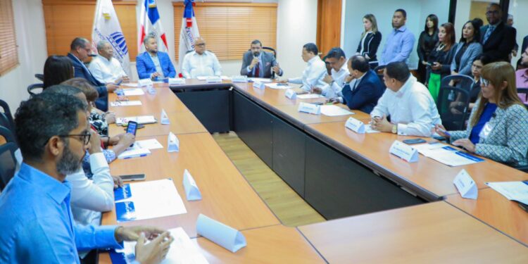 FEDA y PROMIPYME invierten RD$10 millones en plan acuícola y agropecuario