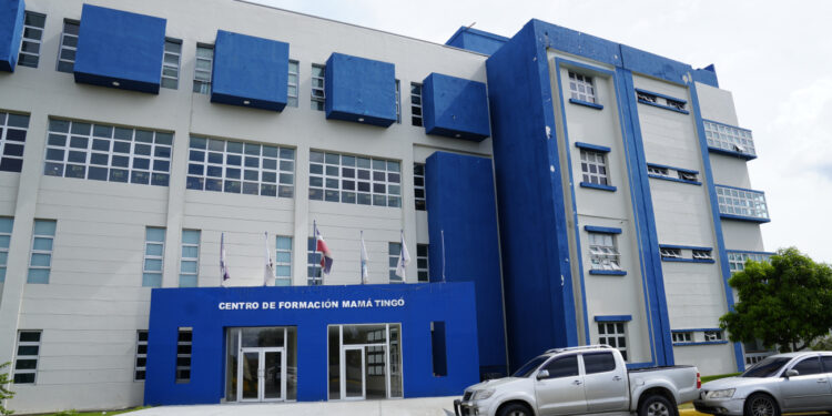 Infotep abrirá ocho centros para formar técnicos especializados
