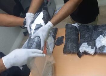 Incautan seis paquetes presumiblemente cocaína en aeropuerto de Punta Cana