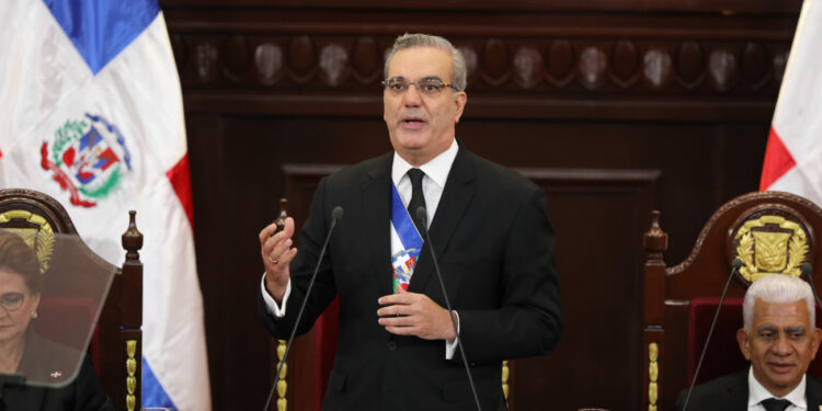 Gobierno ha destinado 147,000 millones para asistir a los más vulnerables y al comercio en la frontera
