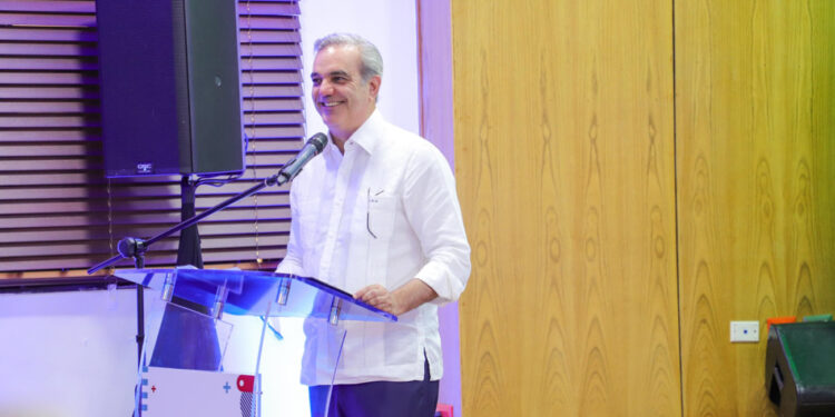 Gobierno realiza obras en la frontera por más de RD$2,500 millones