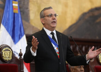 Abinader afirma que supera con hechos el olvido del sur