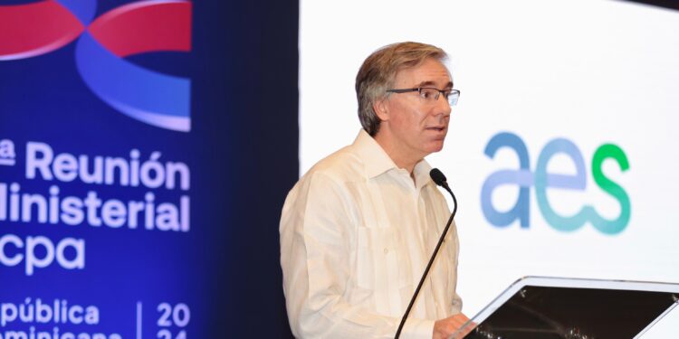 AES Dominicana recibe tres galardones por su estrategia en generación de energía  renovable