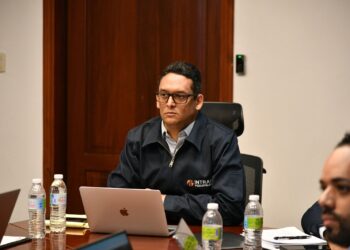 Intrant regularizará servicios de entrega a domicilio con motocicletas