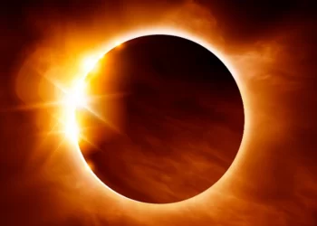 El mundo se prepara para ver el eclipse que oscurecerá América