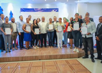 Promipyme impulsa el progreso en Hato Mayor con créditos por RD$22.6 millones