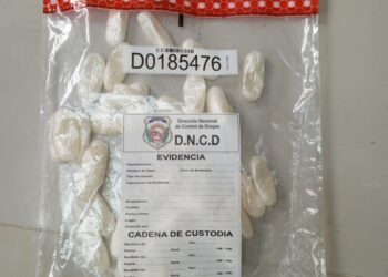 Detienen en el AILA dominicano con bolsitas de cocaína en el estómago