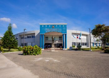 Migración someterá a la justicia a conductor que interrumpió labor de inspectores