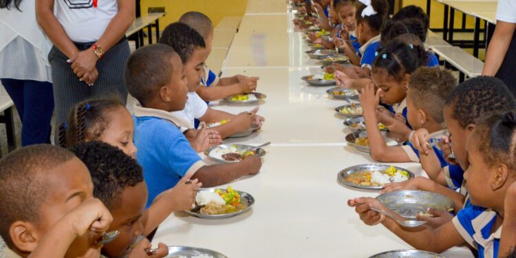 INABIE entrega más de 269 millones de raciones alimenticias en el primer trimestre