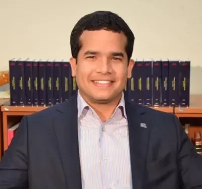 Omar Fernández aventaja en 16 puntos a Guillermo Moreno según encuesta