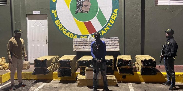 Ejército ocupa 300 mil unidades de cigarrillos en San Juan